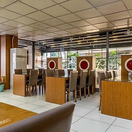 Berrak Su Hotel