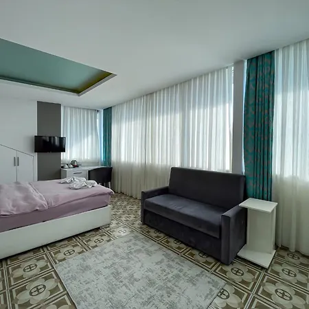 Berrak Su Szálloda 3*