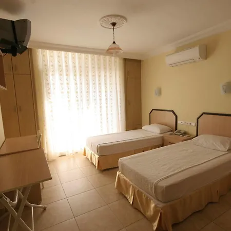 Berrak Su Szálloda 3*